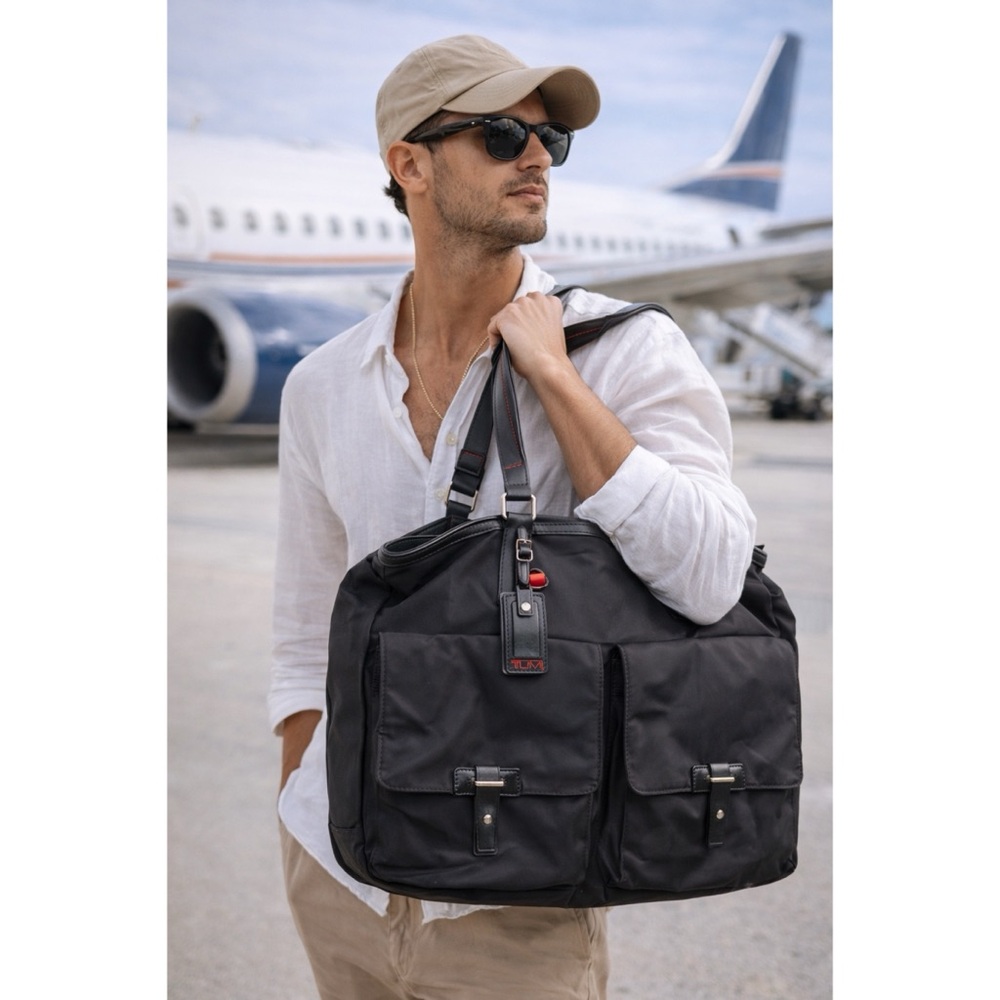 Tumi Travel Bag Nylon Leather Trim Business Laptop Commuter Carry-On Black